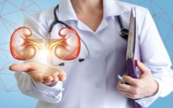 Cô gái 20 tuổi mặc bỉm suốt 1 năm vì có thói quen độc hại 