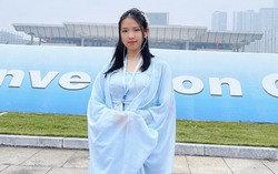 Cuốn tiểu thuyết đặc sắc của cô bé 15 tuổi