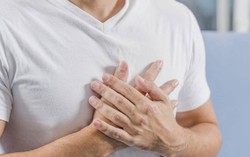 Chân tay bủn rủn, người mệt mỏi, khó thở là bệnh gì?