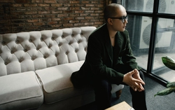 Nhà thiết kế Huỳnh Bảo Toàn: "Mình có thể chiến thắng tất cả nhưng nên thua người mình yêu"
