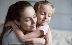 Những câu nói giúp cha mẹ và con thêm gắn kết