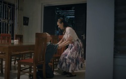 "Hành trình công lý" tập 13: Mẹ chồng quỳ gối cầu xin, Phương đồng ý quay lại với Hoàng?