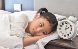 Bí quyết gọi con dậy mỗi sáng không cần la mắng