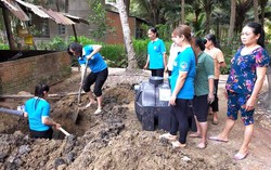 Hộ nghèo, cận nghèo hưởng lợi từ dự án cải thiện vệ sinh và nước sạch