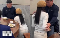 Lần đầu về ra mắt, cô gái bỗng quỳ gối trước bố bạn trai, cầu xin một điều gây xúc động