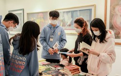 Khởi dậy tình yêu sách trong GEN Z