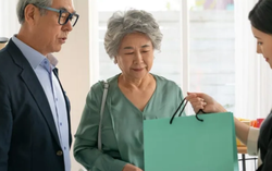 Mẹ chồng bày kế để con dâu được đứng tên trong sổ đỏ