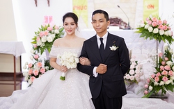 Khánh Thi diện váy công chúa trong hôn lễ ở nhà thờ