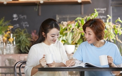Nghe mẹ chồng tương lai bàn chuyện tiền sính lễ mà tôi cay xè mắt
