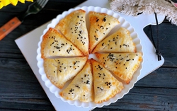 Dùng nồi chiên không dầu làm bánh chuối thơm giòn, trời lạnh ăn thì quá hợp!