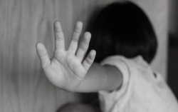 Công an Q. Bình Tân tạm đình chỉ điều tra vụ án hiếp dâm trẻ em: Mẹ bé gái gửi đơn khiếu nại 