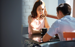Biết quá khứ của chồng sắp cưới, tôi đem sính lễ trả lại