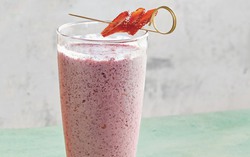Cùng thưởng thức sinh tố Berries Healthy giàu vitamin, dễ uống