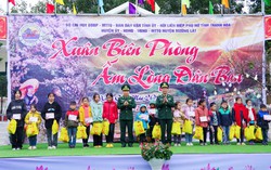 Bộ đội biên phòng Thanh Hóa cùng người dân đón năm mới với nhiều hoạt động ấm tình người