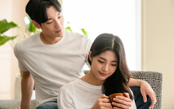 Nhà đang yên ổn, chồng lại muốn đập đi xây lại cho hơn hàng xóm