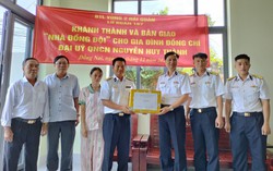 Trao tặng "Nhà đồng đội" cho quân nhân có hoàn cảnh khó khăn