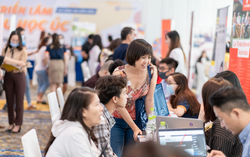Đầu tư du học bậc trung học cho con và những điều phụ huynh cần biết 