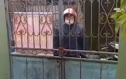 Vụ trưởng thôn khóa trái cổng nhà F0 rồi cầm chìa khóa đi: "Huyện không chỉ đạo làm vậy"!