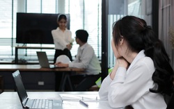 Từ chỗ cấm kỵ, tình yêu công sở nở rộ ở Nhật Bản trong đại dịch