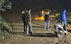 Lật thuyền trên sông Gâm, mẹ cùng con gái 6 tuổi mất tích