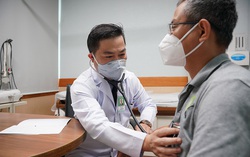 Cẩn trọng với cơn đau thắt ngực bất chợt, dữ dội

