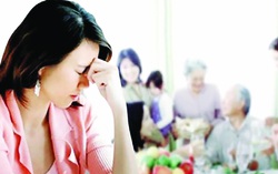 Thoát khỏi cuộc sống ngột ngạt trong nhà chồng
