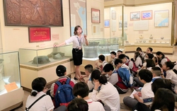 Cần thay đổi cách dạy và học môn Lịch sử để “hút” học sinh