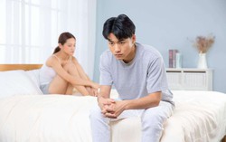 Vợ ngột ngạt bởi sự ghen tuông vô cớ của chồng