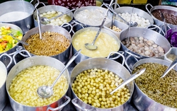 Đừng để món ăn Huế... ngọt như chè