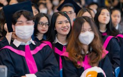 TH School chào đón những sinh viên năm 1 về dự lễ tốt nghiệp đặc biệt