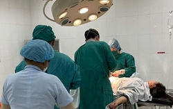 Báo động đỏ cứu thành công sản phụ bị sa dây rốn