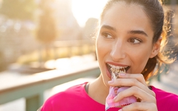 8 thực phẩm giàu protein cho người giảm cân vào bữa phụ