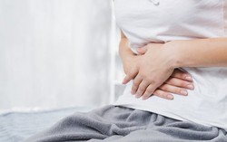 Thường xuyên bị đầy bụng xì hơi là bị bệnh gì?