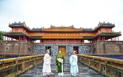 Thăm quan Huế trên bản đồ số 