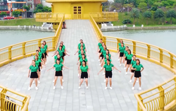 Cán bộ, hội viên phụ nữ thành phố Việt Trì tham dự Hội thi Dân vũ thể thao trực tuyến