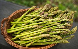 3 loại rau ăn hàng ngày sẽ giúp giảm cholesterol cao