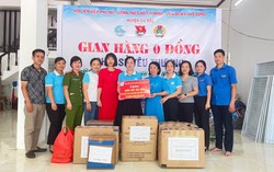 Hòa Bình: 1.170 bộ áo dài tặng hội viên phụ nữ nghèo, phụ nữ có hoàn cảnh khó khăn