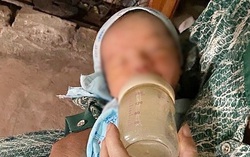 Xót xa bé gái sơ sinh bị bỏ rơi dưới gầm cầu