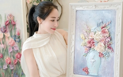Người phụ nữ làm tranh hoa nổi từ nghệ thuật điêu khắc hội họa