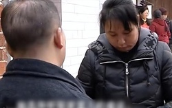 "Cặp kè" suốt 10 năm, người đàn ông chạy đến nhà tình nhân chạm mặt chồng người ta