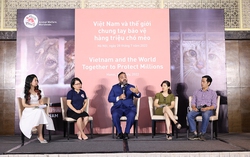 33.000 chữ ký ủng hộ chấm dứt nạn buôn bán thịt chó, mèo