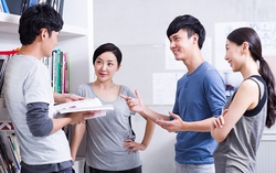 Áp lực đồng trang lứa