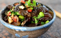 Thực phẩm quen thuộc này tuyệt đối đừng ngâm lâu, có thể dẫn tới tử vong