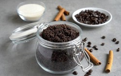 Bã cà phê và dầu dừa có tác dụng gì?