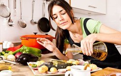 Điểm mặt những thói quen xấu đằng sau bệnh dạ dày, huyết áp, ung thư