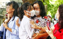 Thi tốt nghiệp THPT 2022: Quan trọng là con hạnh phúc