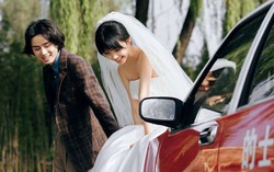 Cô dâu bật khóc khi nhận ảnh cưới "thảm họa"