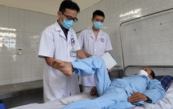 Gãy cột sống, liệt tủy do ngã từ nóc nhà cao 6m