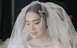 Tựa những viên pha lê trong ngày cưới