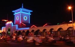 Bao giờ TPHCM mở lại chợ đêm Bến Thành?